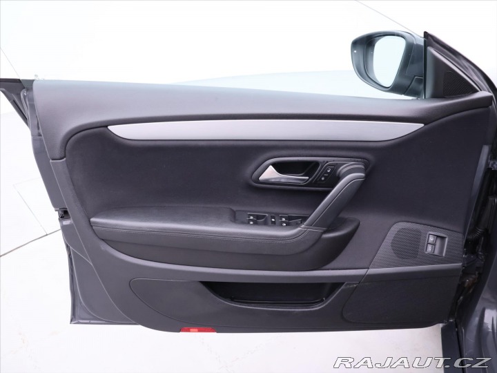 Volkswagen CC 2,0 TDI 103kW Sport Xenon 2012