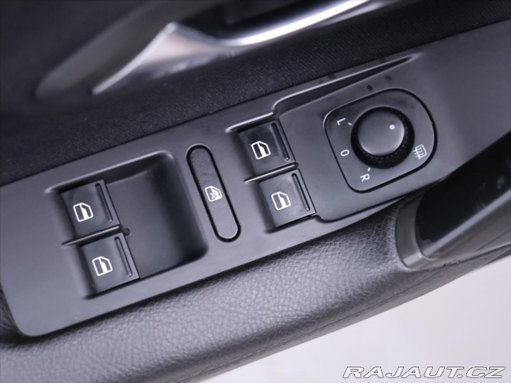 Volkswagen CC 2,0 TDI 103kW Sport Xenon 2012