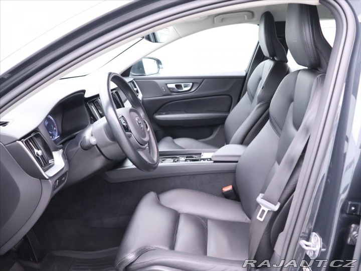 Volvo V60 2,0 D4 Inscription Kůže L 2020