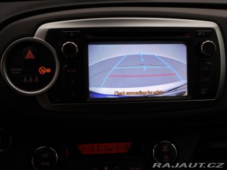 Toyota Yaris 1,3 VVT-i 73kW CVT CZ 1.M 2012