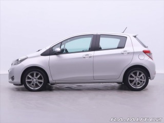 Toyota Yaris 1,3 VVT-i 73kW CVT CZ 1.M 2012