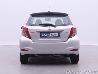Toyota Yaris 1,3 VVT-i 73kW CVT CZ 1.M 2012