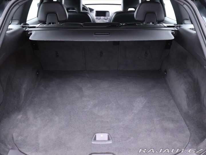 Volvo XC60 2,0 D3 R-Design Kůže Taž. 2015