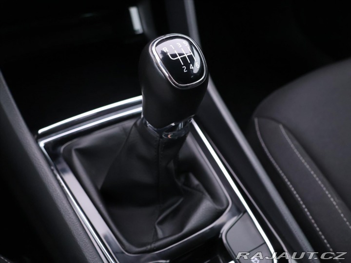 Škoda Karoq 1,0 TSI Business Navi ACC 2021
