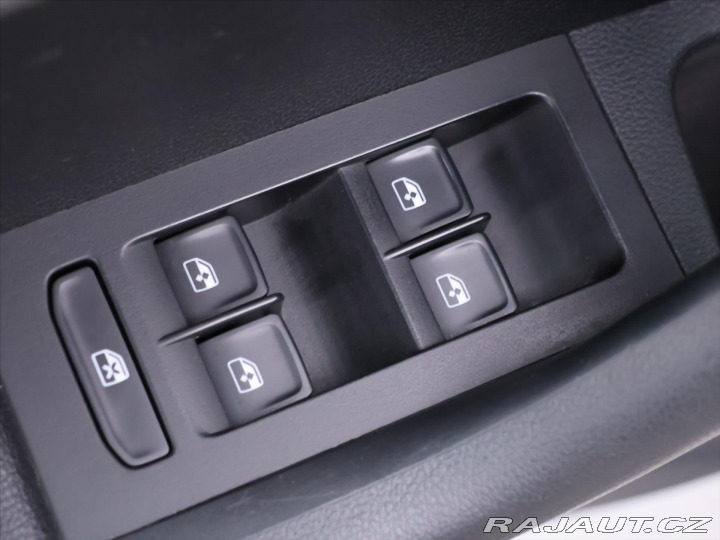 Škoda Octavia 1,6 TDI DSG Business Navi 2019