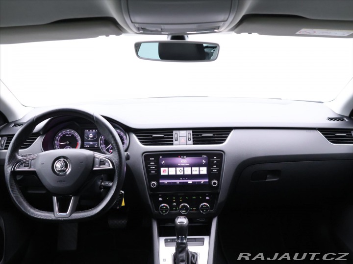 Škoda Octavia 1,6 TDI DSG Business Navi 2019