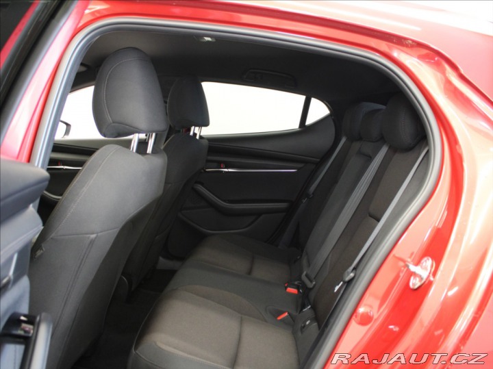 Mazda 3 2,0 X180 1.majitel ČR 251 2019