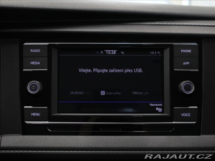 Volkswagen Caravelle 2,0 TDi 110kW Long 9-míst 2023