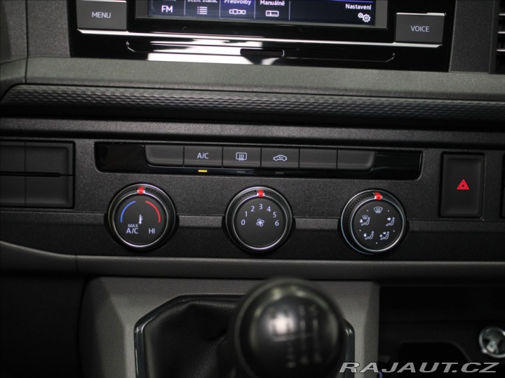 Volkswagen Caravelle 2,0 TDi 110kW Long 9-míst 2023