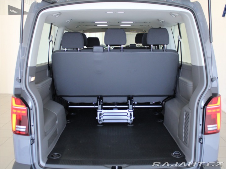 Volkswagen Caravelle 2,0 TDi 110kW Long 9-míst 2023