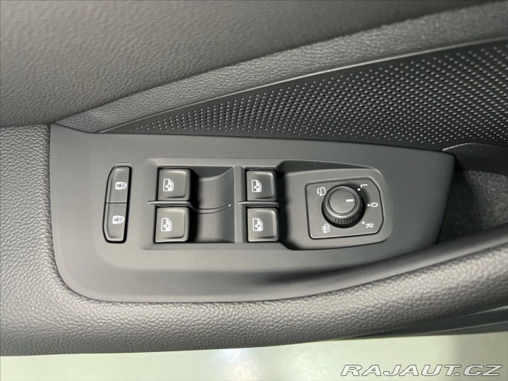 Škoda Superb 2,0 TDI 142 KW DSG 4X4 L& 2024