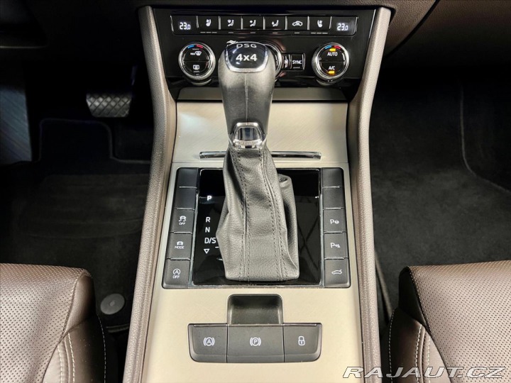 Škoda Superb 2,0 TDI 140KW 4x4 DSG L& 2020