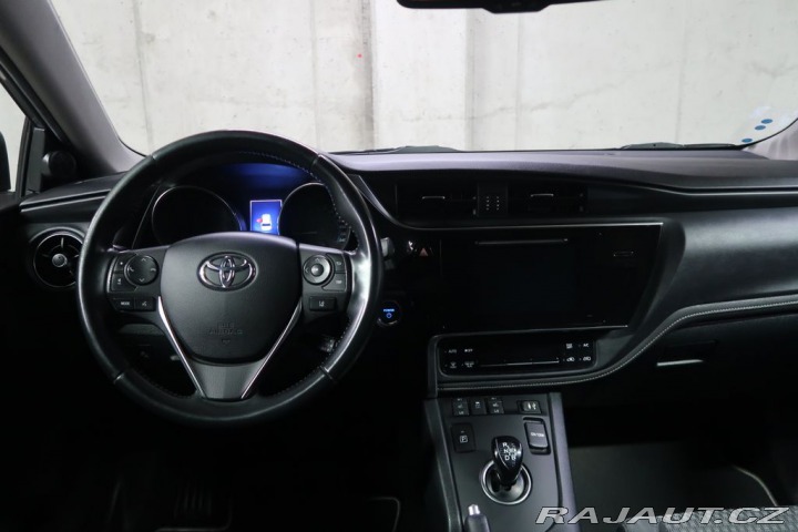 Toyota Auris 1.8Hybrid,CZ,Comfort,AT 2019