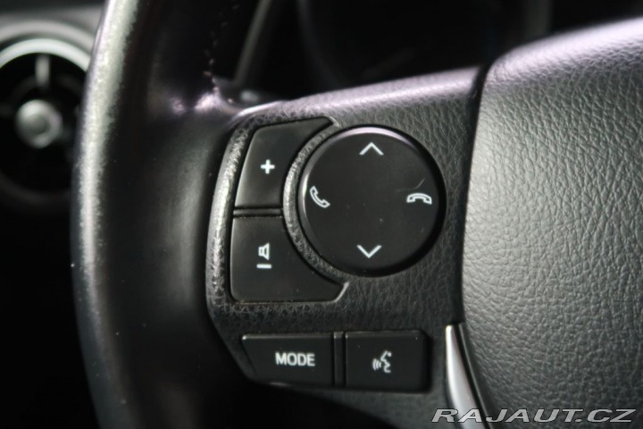Toyota Auris 1.8Hybrid,CZ,Comfort,AT 2019