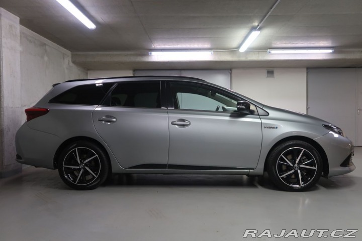 Toyota Auris 1.8Hybrid,CZ,Comfort,AT 2019