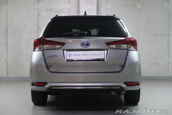 Toyota Auris 1.8Hybrid,CZ,Comfort,AT 2019