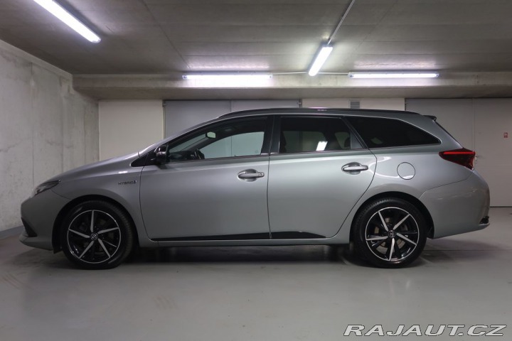 Toyota Auris 1.8Hybrid,CZ,Comfort,AT 2019
