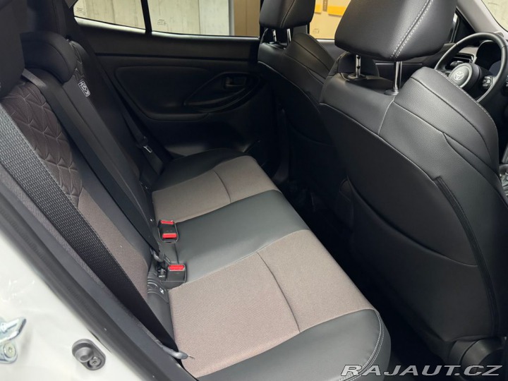 Toyota Yaris Cross Executive Tech 1.5 Hybri 2025
