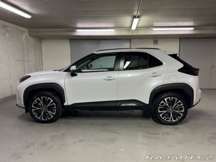 Toyota Yaris Cross Executive Tech 1.5 Hybri 2025