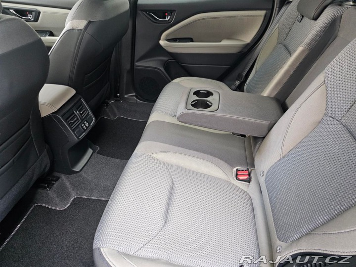 Subaru Forester 2.0ie-S ES Comfort CVT 2025