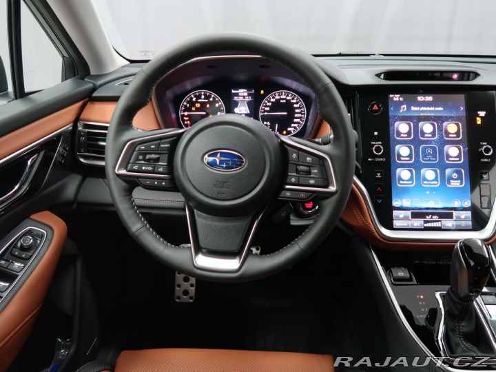 Subaru Outback TOURING + hnědá kůže. 2025