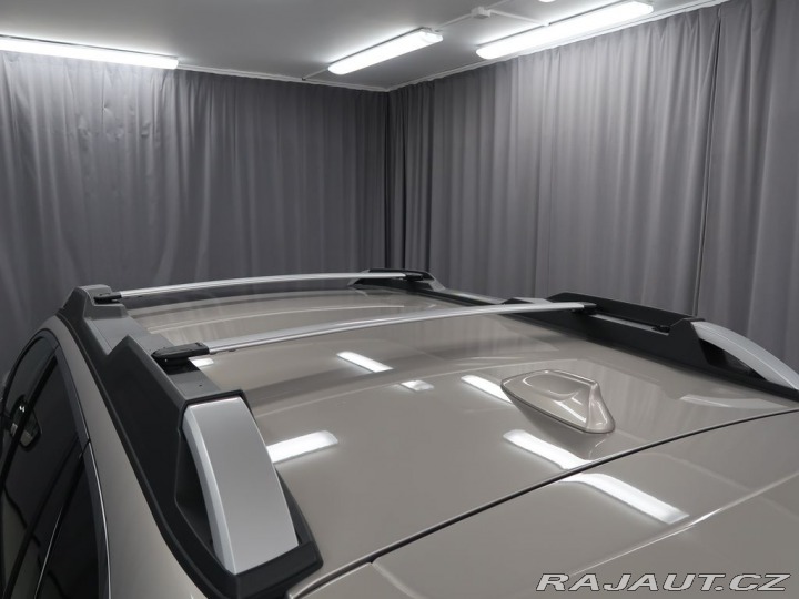 Subaru Outback TOURING + hnědá kůže. 2025