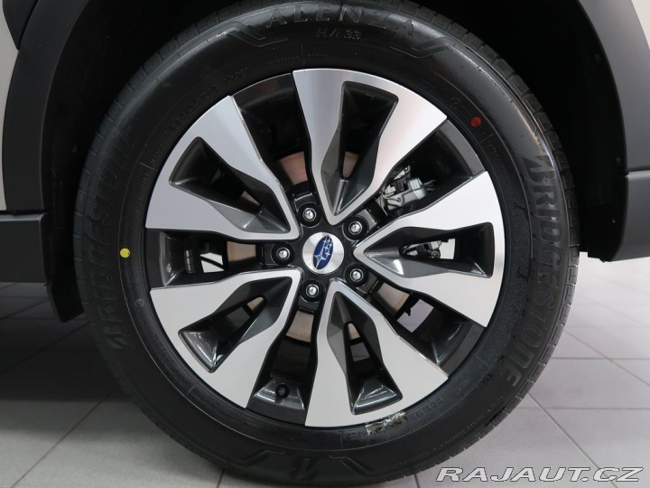 Subaru Outback TOURING + hnědá kůže. 2025