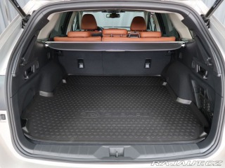 Subaru Outback TOURING+hnědá kůže. Dodán 2025
