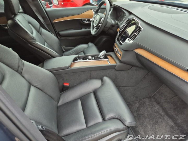 Volvo XC90 2,0 B5 AWD diesel Plus Br 2022