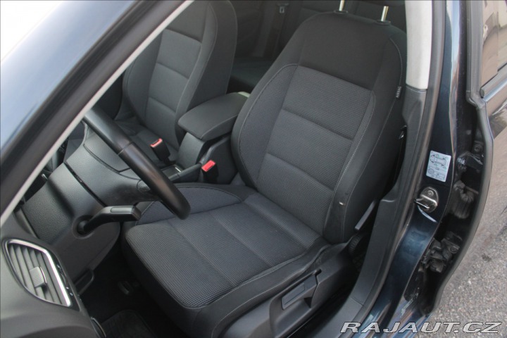 Volkswagen Golf 1,2 TSI 77 kW Trendline 2012