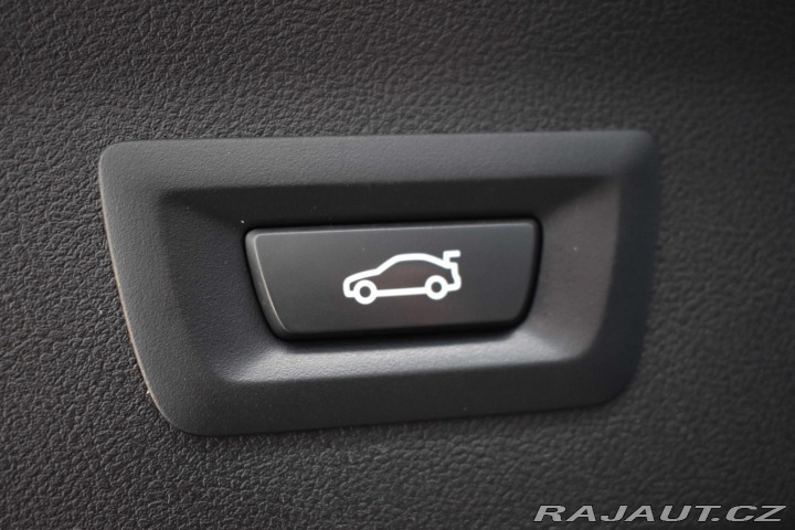 BMW X4 xDrive30d //M*TAŽNÉ*REZER 2020