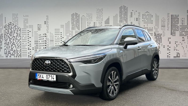 Toyota Corolla Cross 2,0 Hybrid e-CVT Executiv