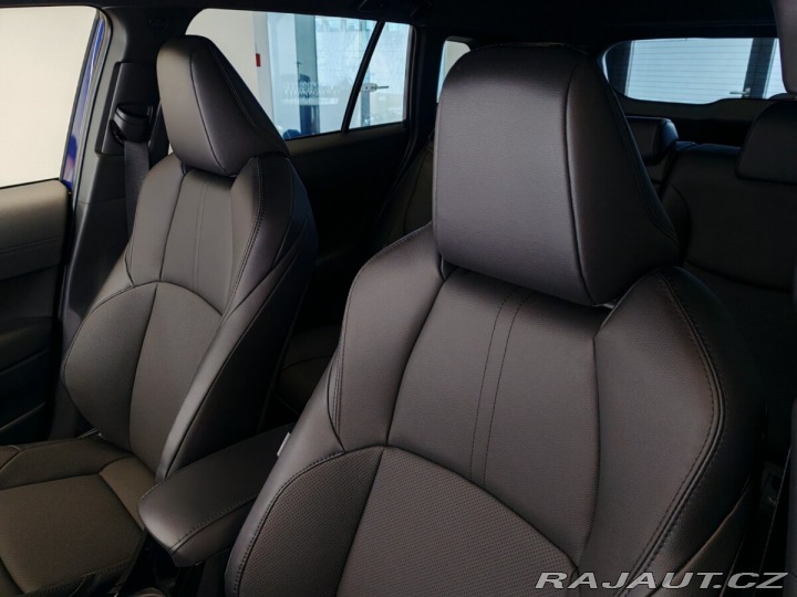 Toyota Corolla Cross 2,0 Hybrid e-CVT Executiv 2024