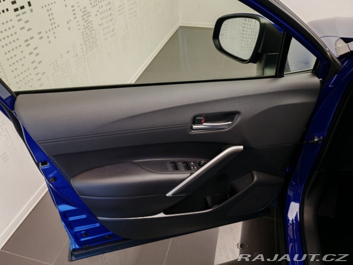 Toyota Corolla Cross 2,0 Hybrid e-CVT Executiv 2024