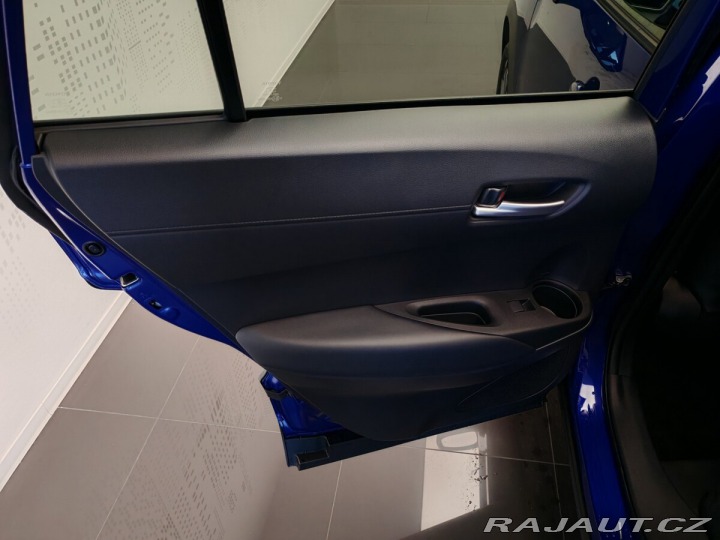 Toyota Corolla Cross 2,0 Hybrid e-CVT Executiv 2024