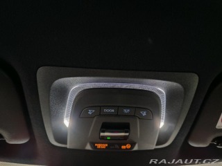 Toyota Corolla Cross 2,0 Hybrid e-CVT Executiv 2024