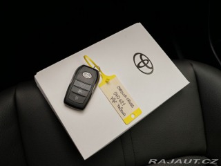 Toyota Corolla Cross 2,0 Hybrid e-CVT Executiv 2024