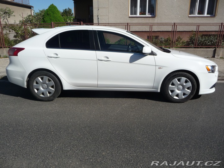 Mitsubishi Lancer VIII 1,8 DI-D MIVEC 2010