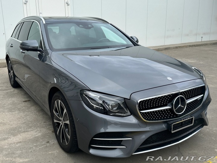 Mercedes-Benz E 220 d AMG Line 9G-Tronic 2017