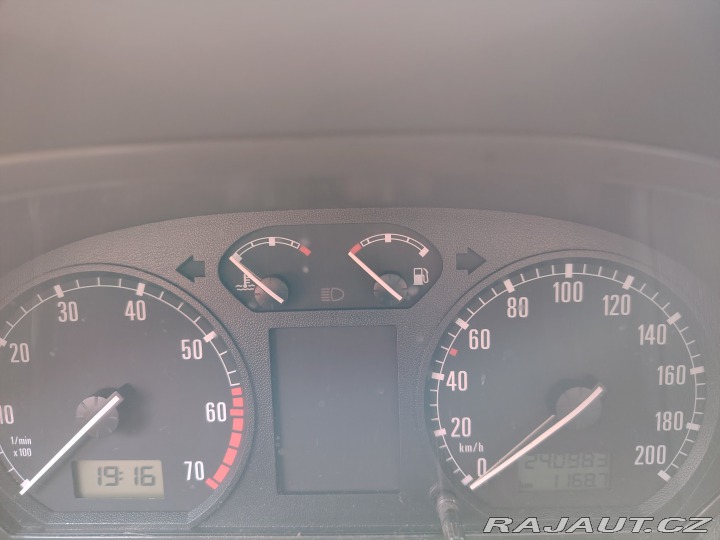 Škoda Fabia 2003