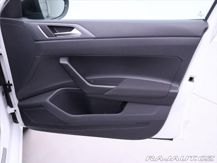 Volkswagen Taigo 1,0 TSI DSG R-Line CZ 1Ma 2022
