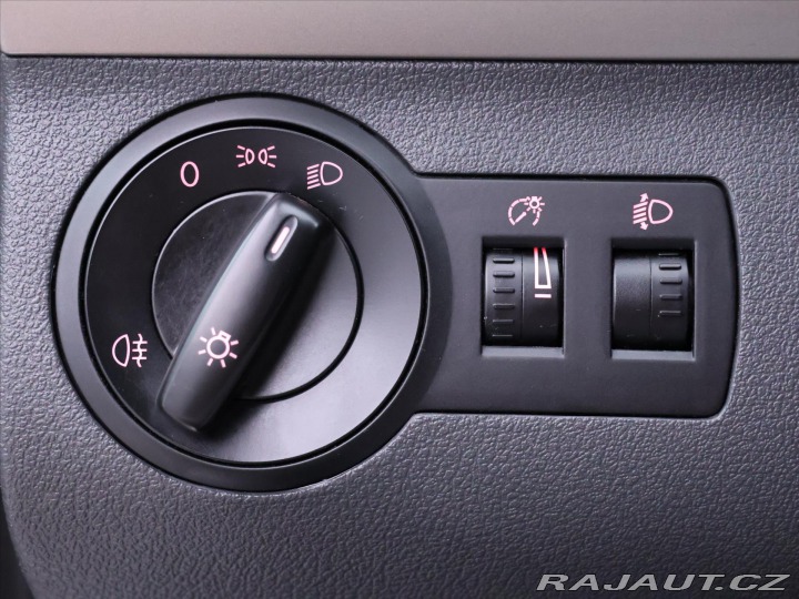 Volkswagen Touran 1,9 TDI 77kW Aut.klima 7- 2007