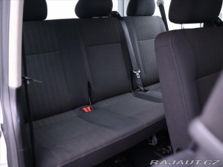 Volkswagen Caravelle 2,0 TDI Navi Tažné 9-Míst 2016