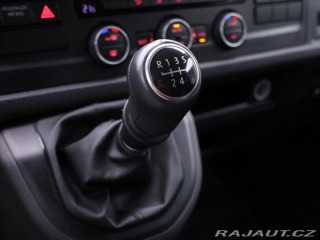 Volkswagen Caravelle 2,0 TDI Navi Tažné 9-Míst 2016