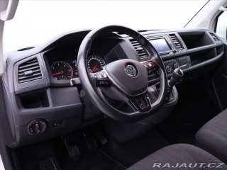 Volkswagen Caravelle 2,0 TDI Navi Tažné 9-Míst 2016
