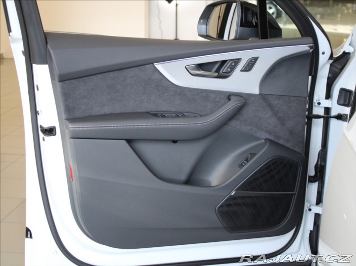Audi Q7 3,0 50TDi S-Line PC: 3 01 2025