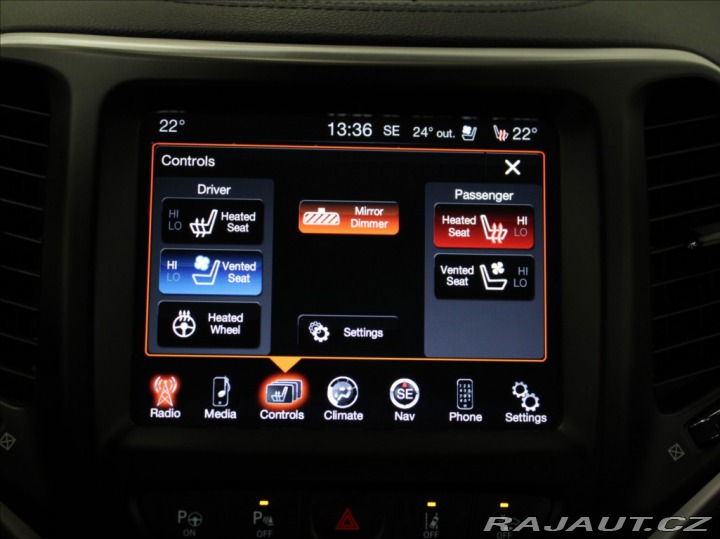 Jeep Cherokee 3,2 V6 4x4 AT Limited 1.M 2014