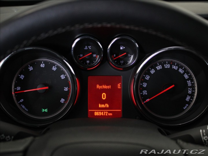 Opel Astra 1,6 i 85kW Cosmo 69 480 k 2013