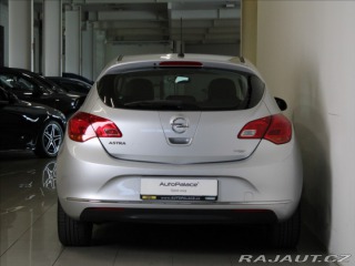 Opel Astra 1,6 i 85kW Cosmo 69 480 k 2013