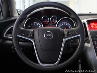Opel Astra 1,6 i 85kW Cosmo 69 480 k 2013